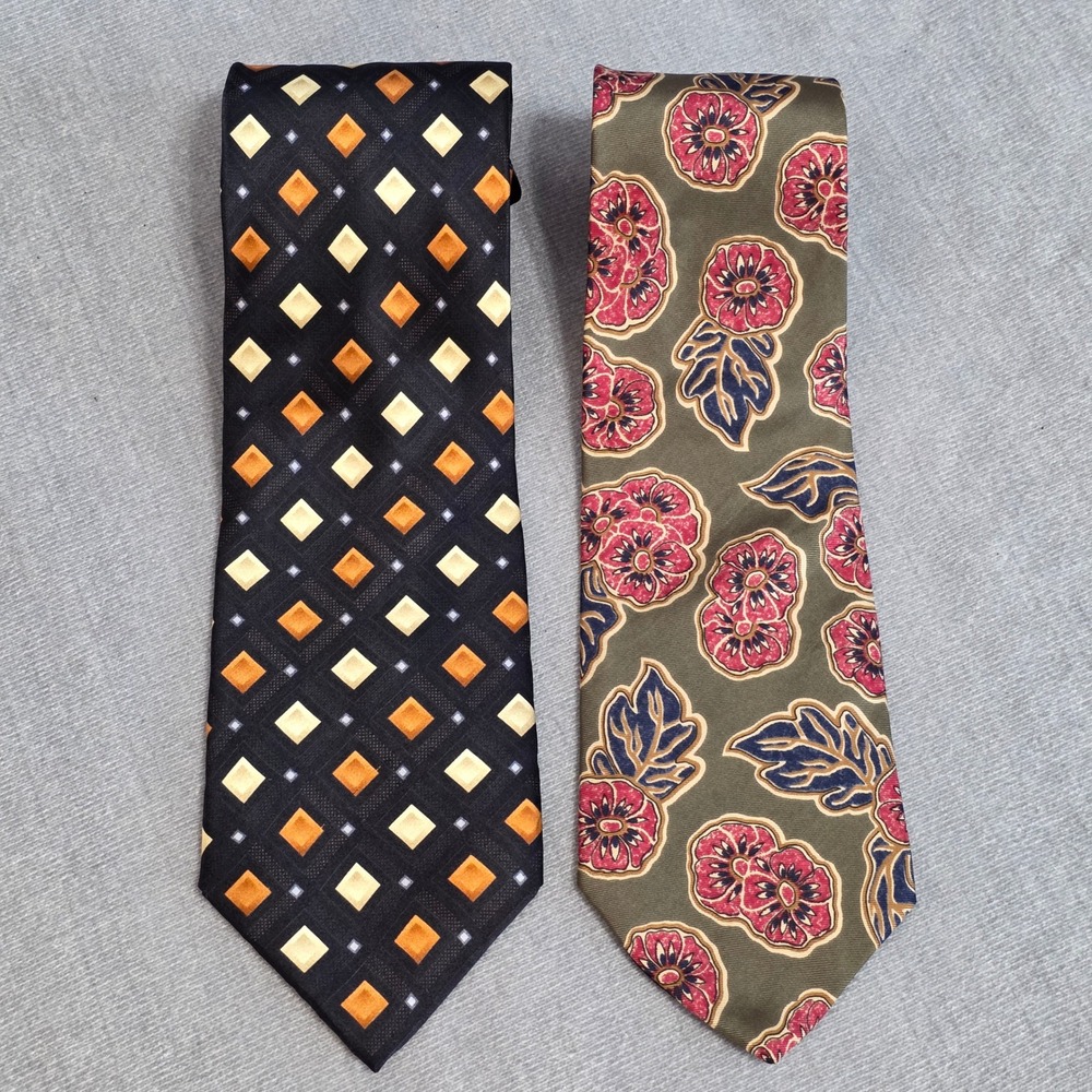 Lot of 2 Mens 100% Silk Neckties Statements & Hunting Horn Classics Ties Preppy